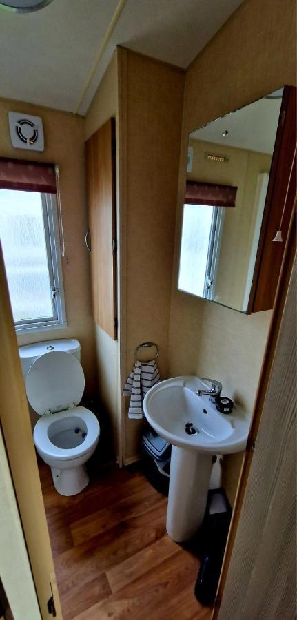 3 Bedroom Caravan Kinmel Bay ภายนอก รูปภาพ